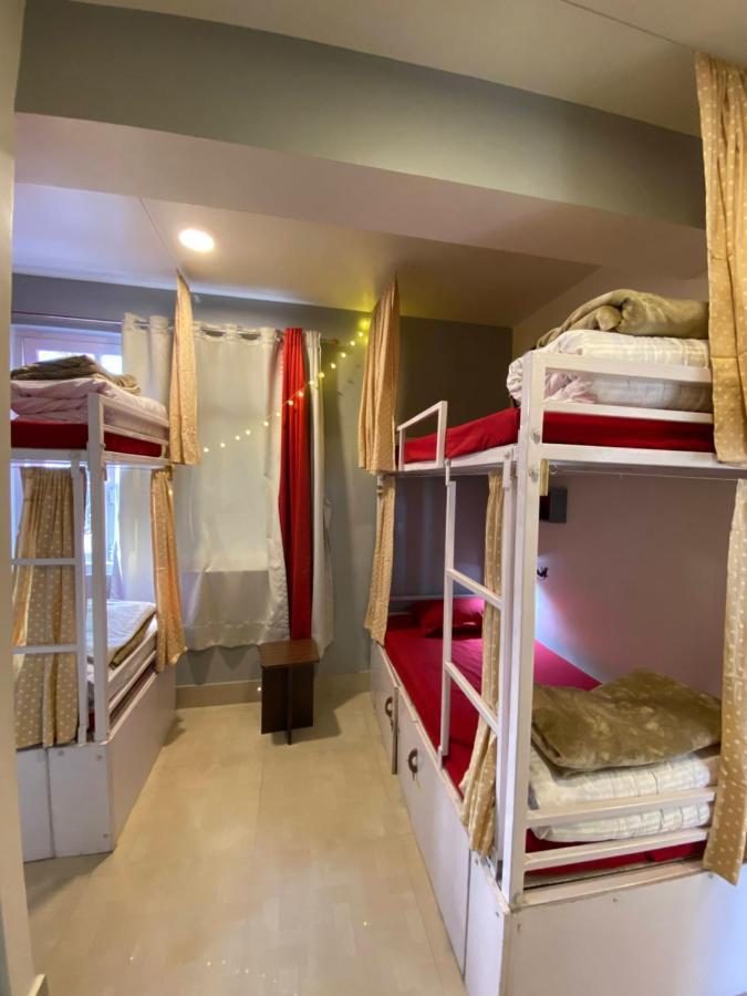 Tag Along Backpackers Hostel กังต็อก ภายนอก รูปภาพ