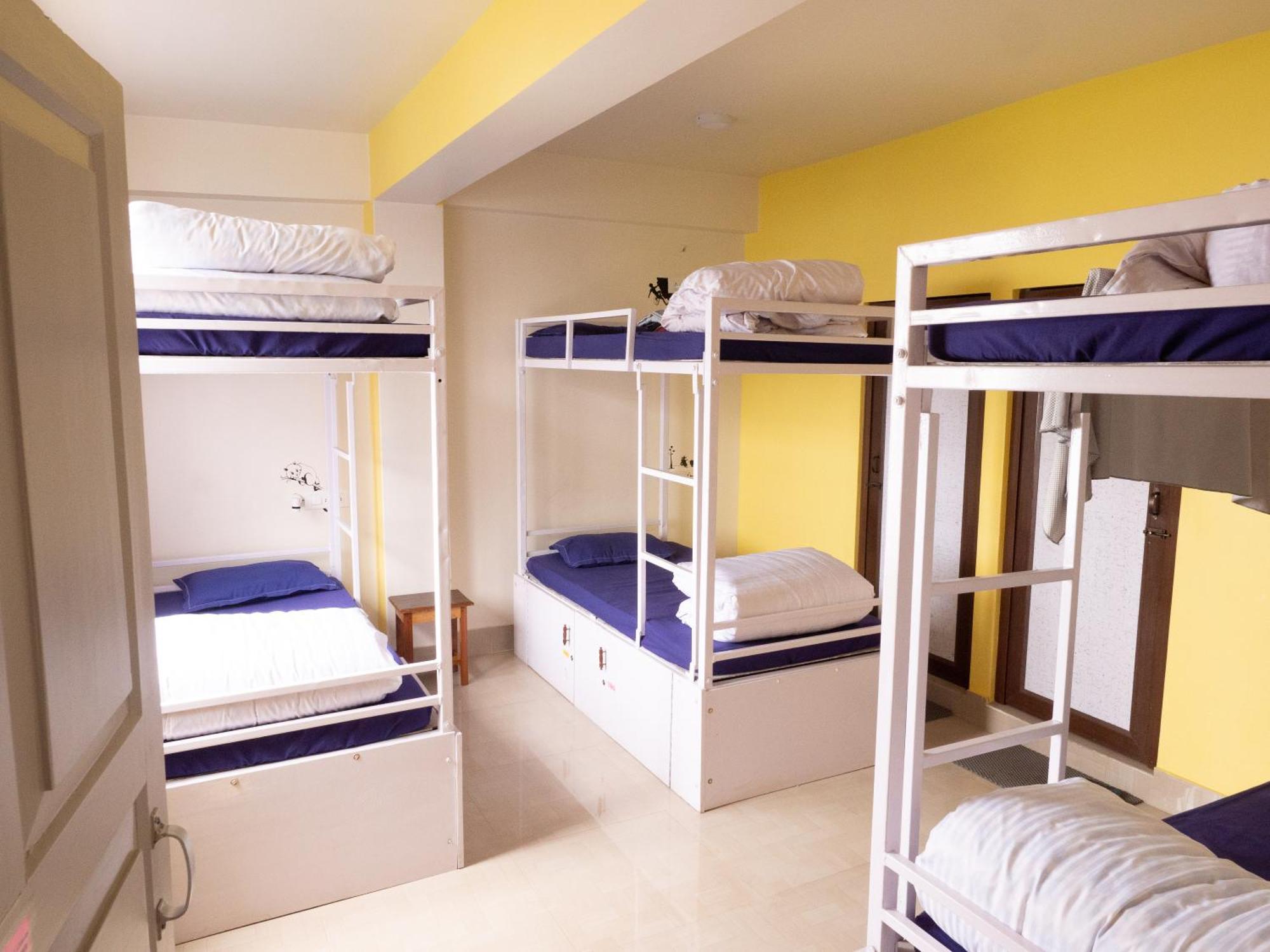 Tag Along Backpackers Hostel กังต็อก ภายนอก รูปภาพ